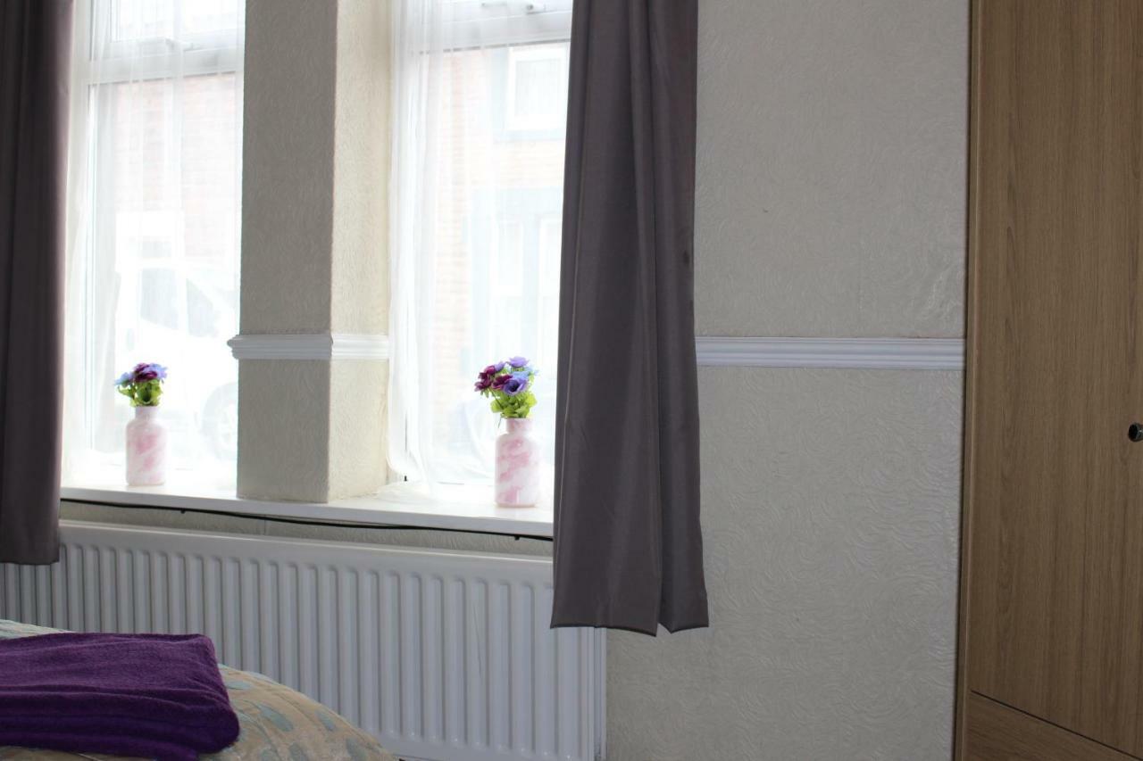 Napier Town House - Self Catering - Guesthouse Style - Twin And Double Rooms ワーキントン エクステリア 写真